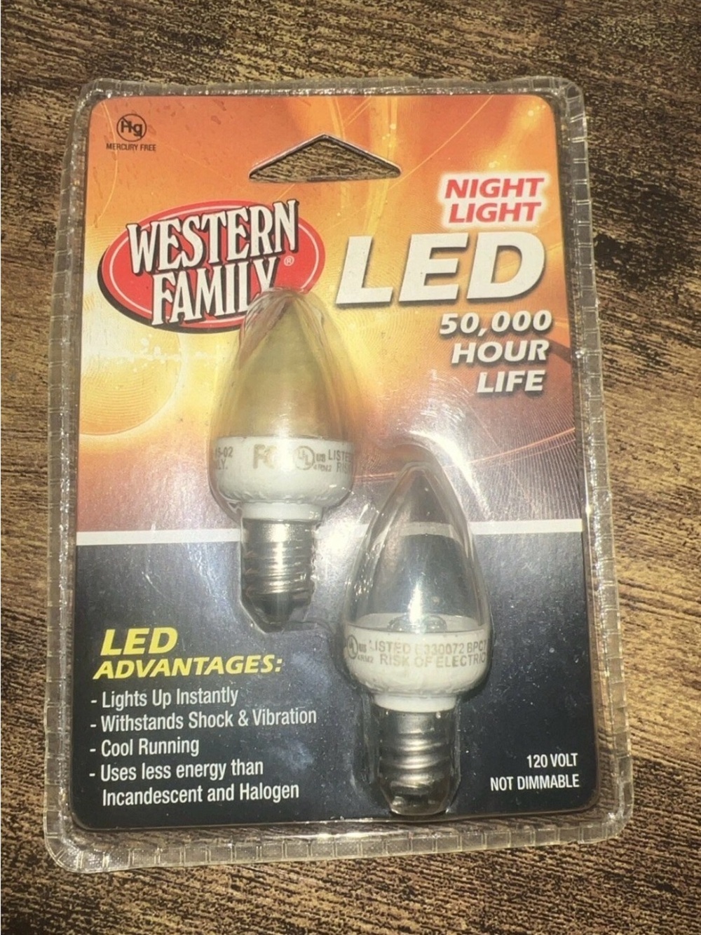 2 different  packs of LED light bulbs c7 and 120v #495